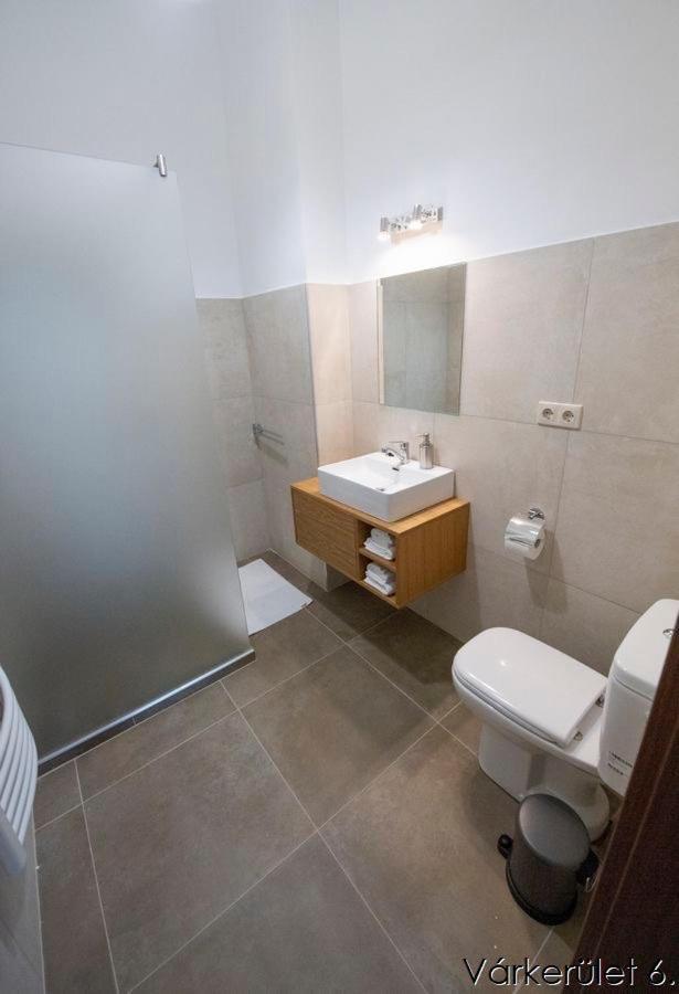 Varkeruelet 6 Apartman Sárvár Exteriör bild