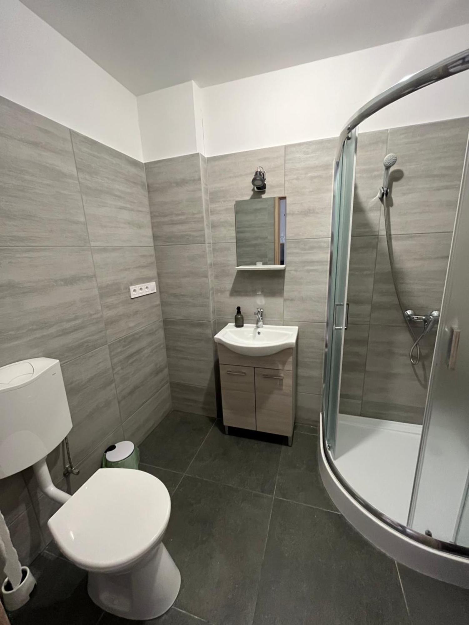Varkeruelet 6 Apartman Sárvár Exteriör bild